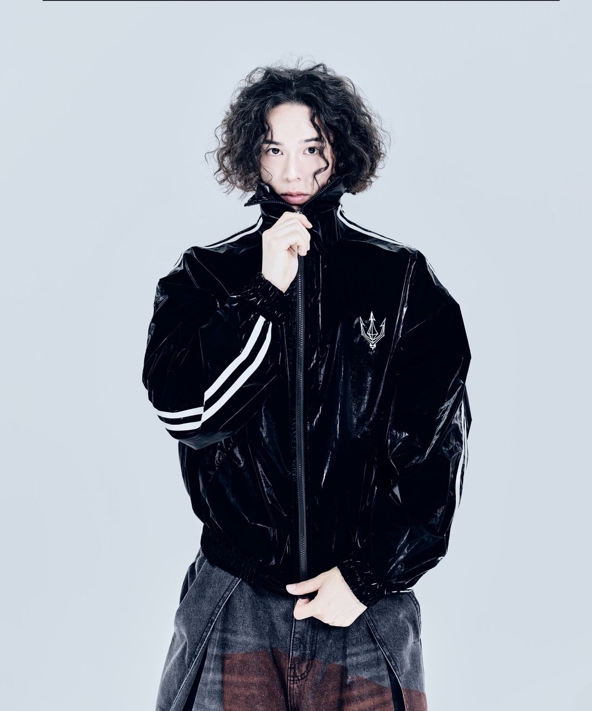 파이드(FIED) GLAZED SATIN SHELL 윈드브레이커 - JET BLACK