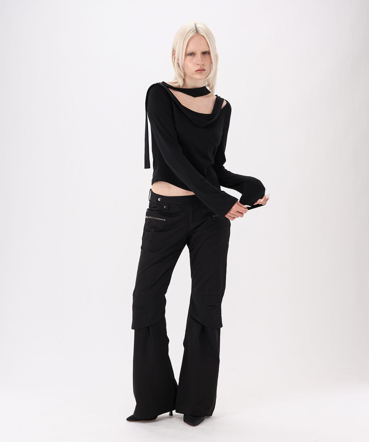 녹타브(NOCTAVE) Neck Belt Top Black