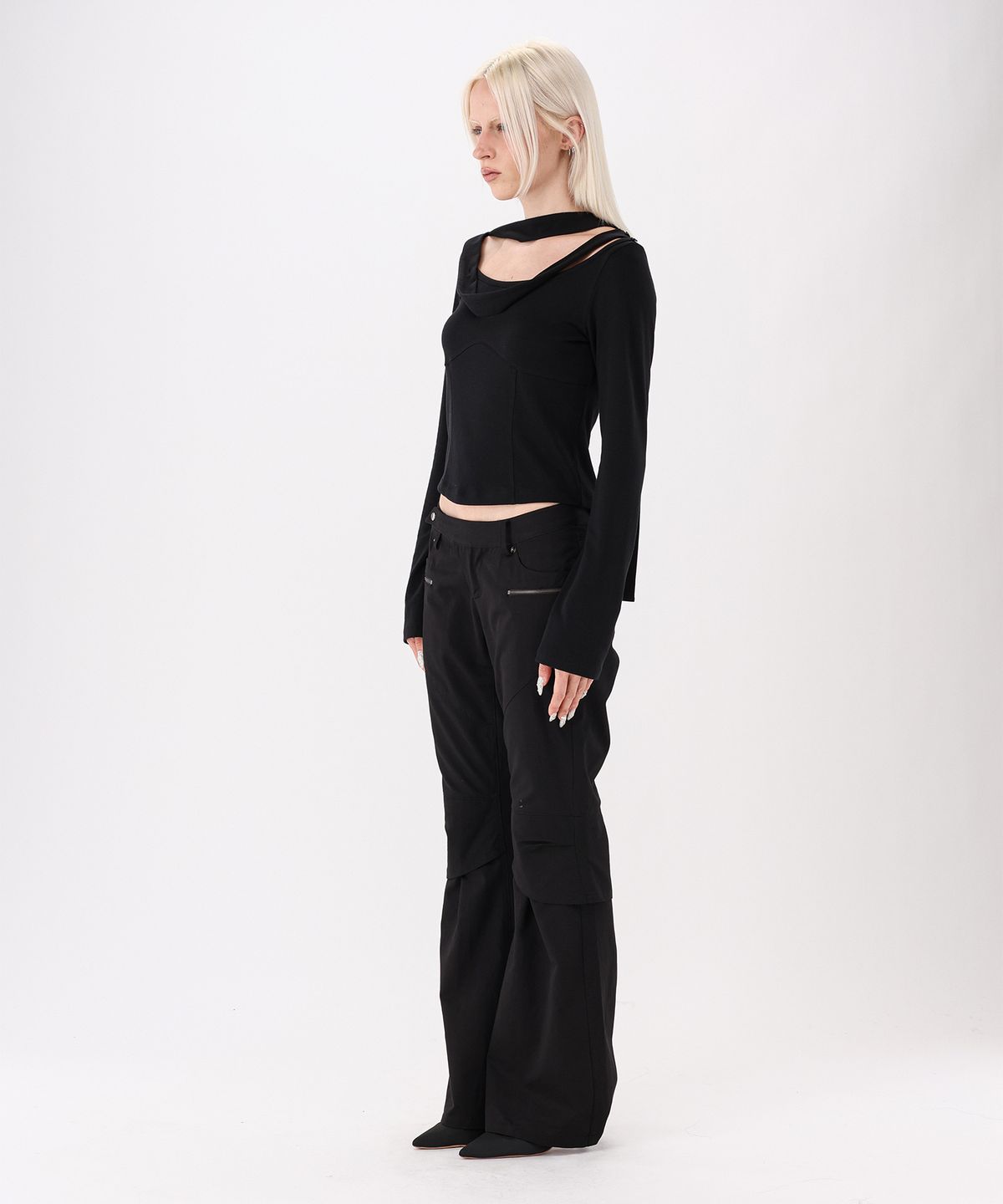 녹타브(NOCTAVE) Neck Belt Top Black