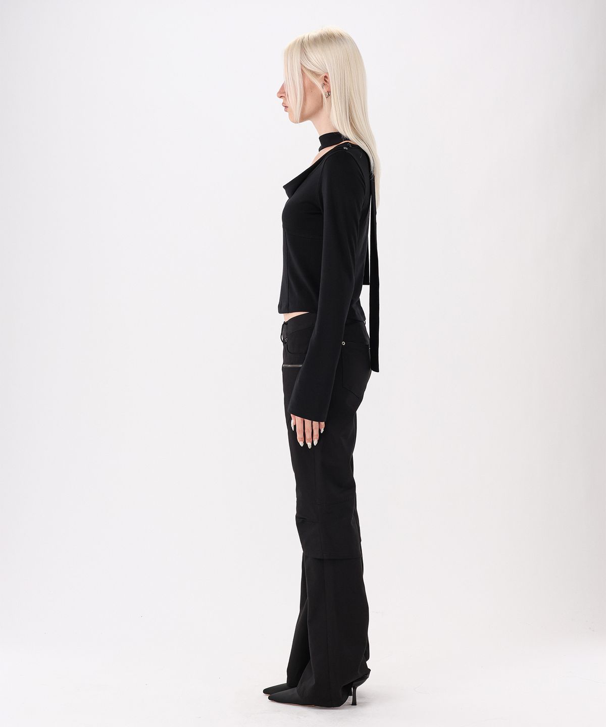 녹타브(NOCTAVE) Neck Belt Top Black