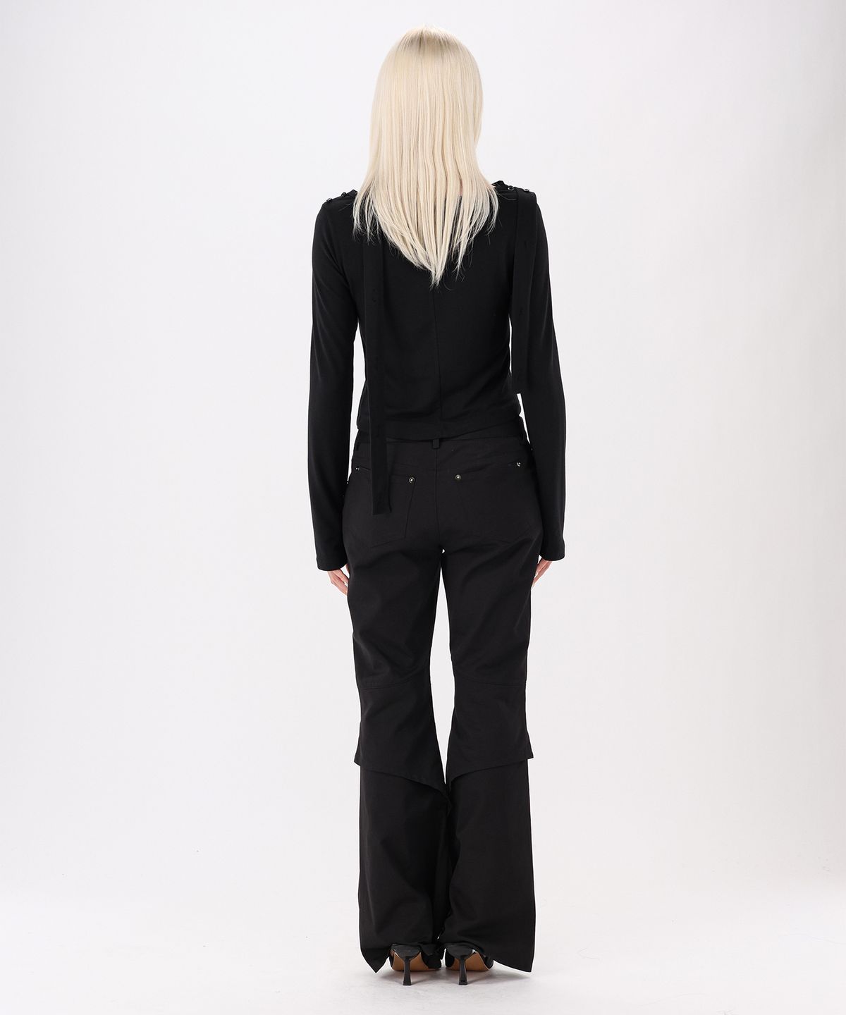 녹타브(NOCTAVE) Neck Belt Top Black