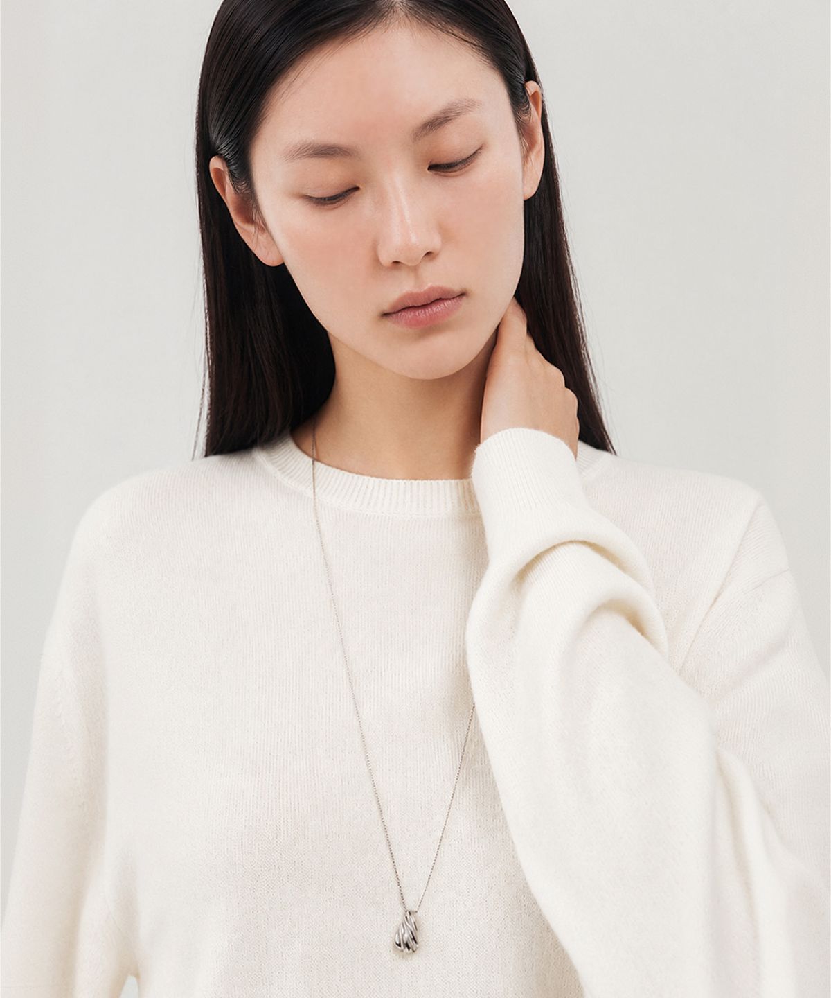룩캐스트(LOOKAST) 쉘 펜던트 네크리스 / SHELL PENDANT NECKLACE_2colors
