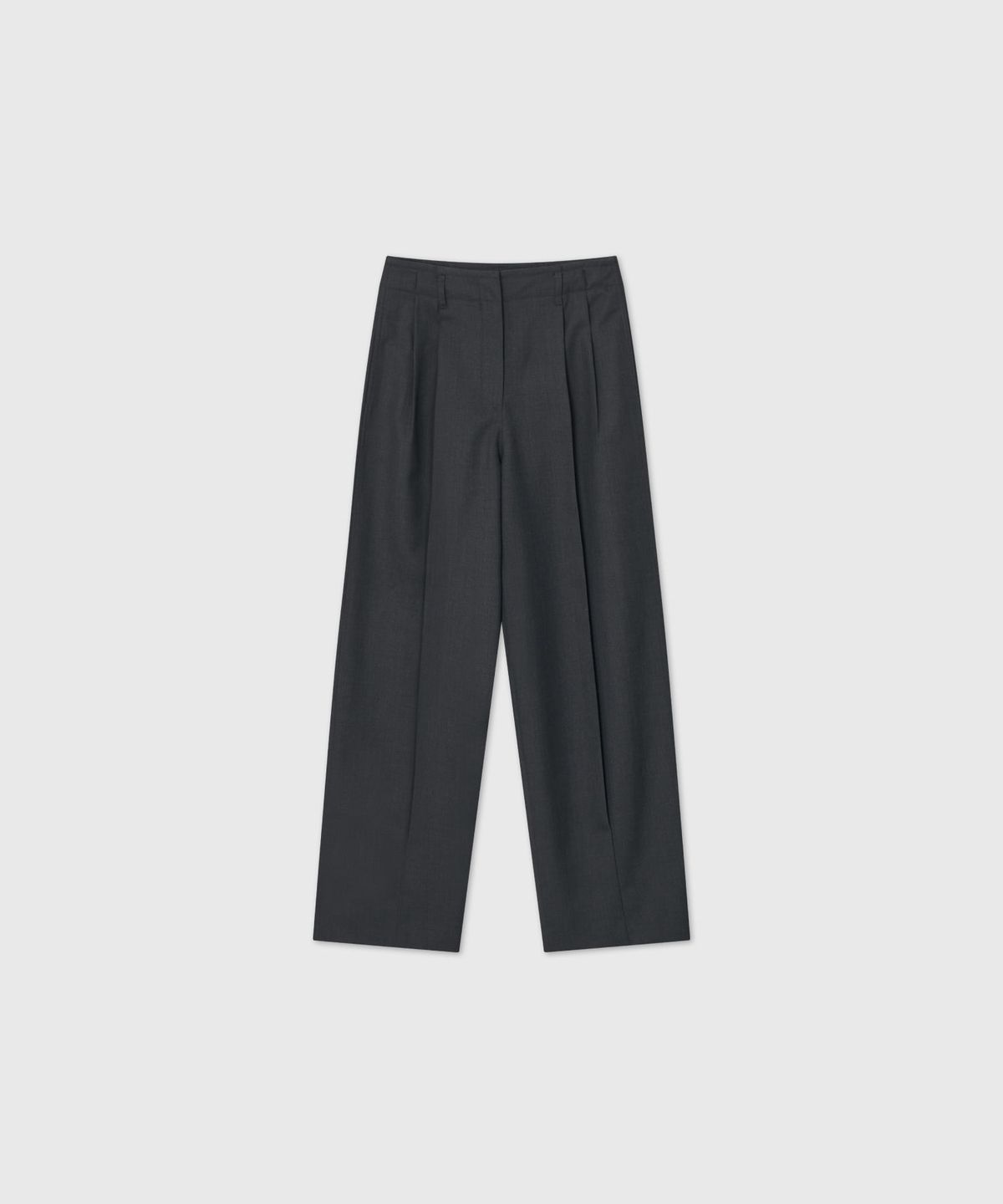 룩캐스트(LOOKAST) 울 개버딘 플리츠 테일러드 팬츠_차콜 / WOOL GABARDINE PLEATED TAILORED PANTS_CHARCOAL
