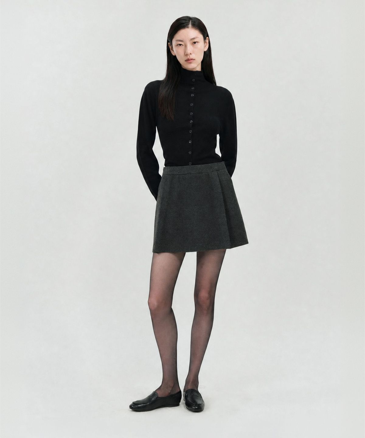 룩캐스트(LOOKAST) 텐셀 블렌드 A라인 미니 스커트_차콜 / TENCEL BLEND A-LINE MINI SKIRT_CHARCOAL