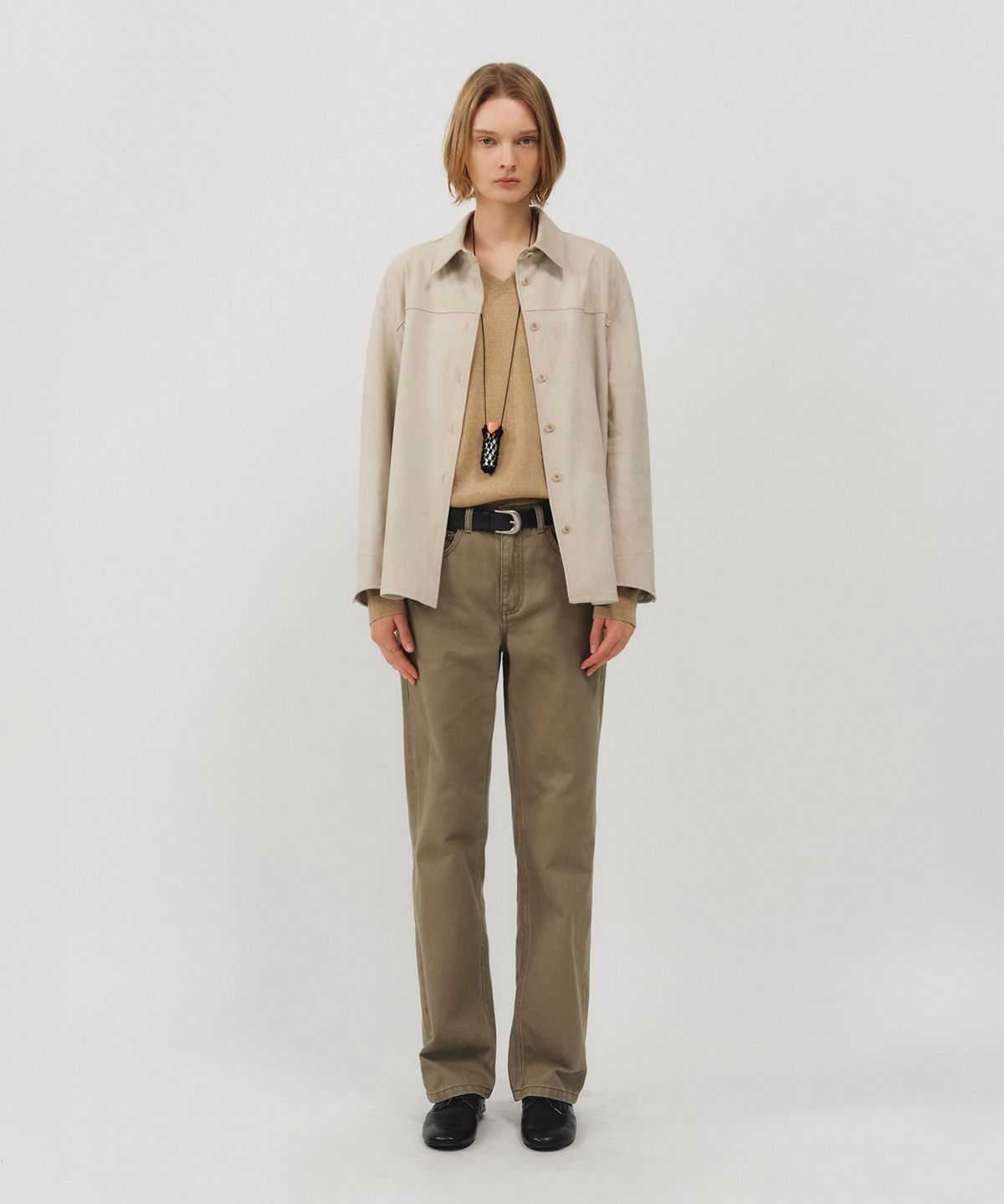 룩캐스트(LOOKAST) 스웨이드 오버핏 셔츠_라이트 베이지 / SUEDE OVERFIT SHIRT_LIGHT BEIGE