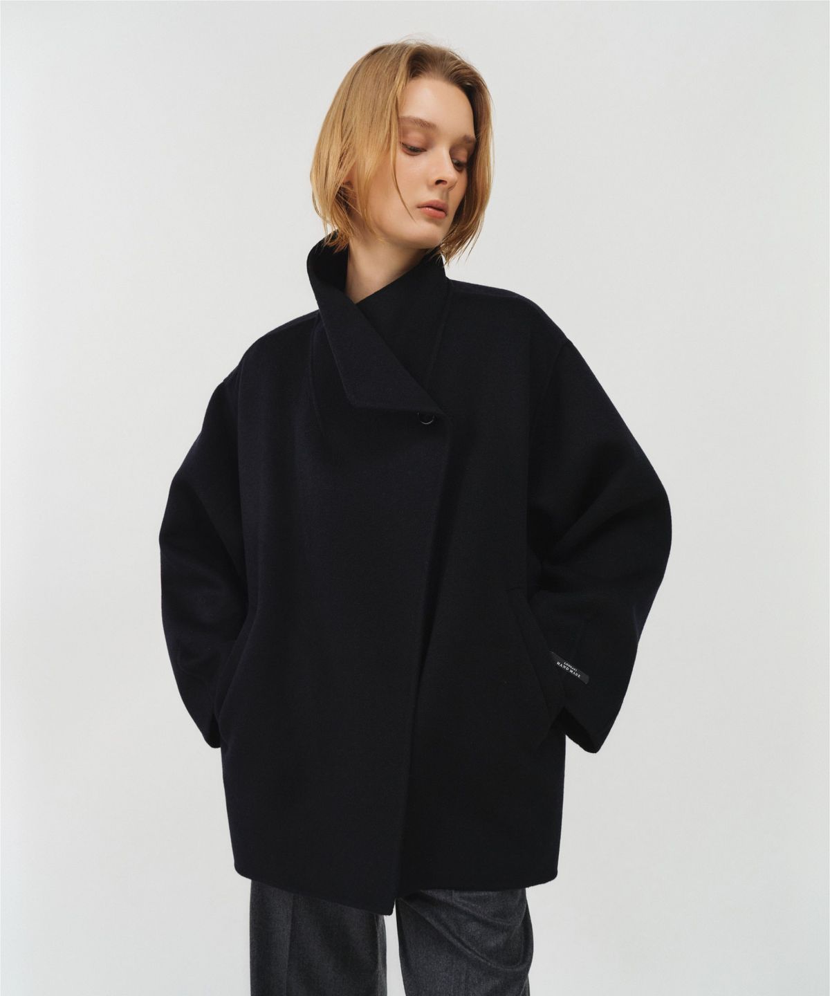 룩캐스트(LOOKAST) 울 핸드메이드 드레이프 하이넥 하프 코트 / WOOL HANDMADE DRAPE HIGH NECK HALF COAT_3colors
