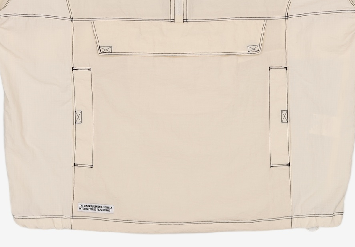엄브로(UMBRO) 크리스피타슬란 반팔 스탠넥 아노락 베이지(UO321CWT74) 100