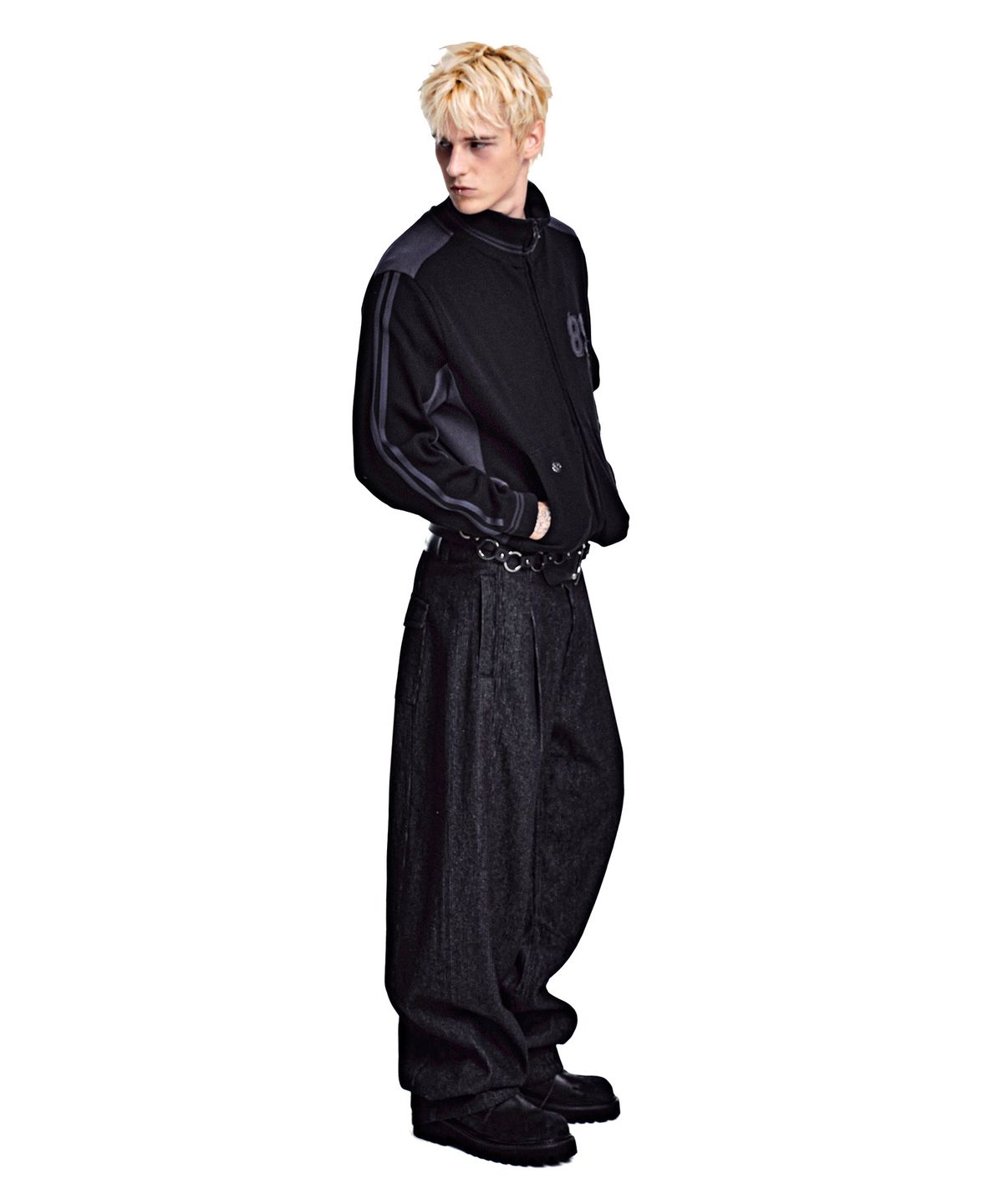 세컨모놀로그(SECONDMONO) Pinstripe Curved Denim Pants [BLACK]_SEPT084BLACK