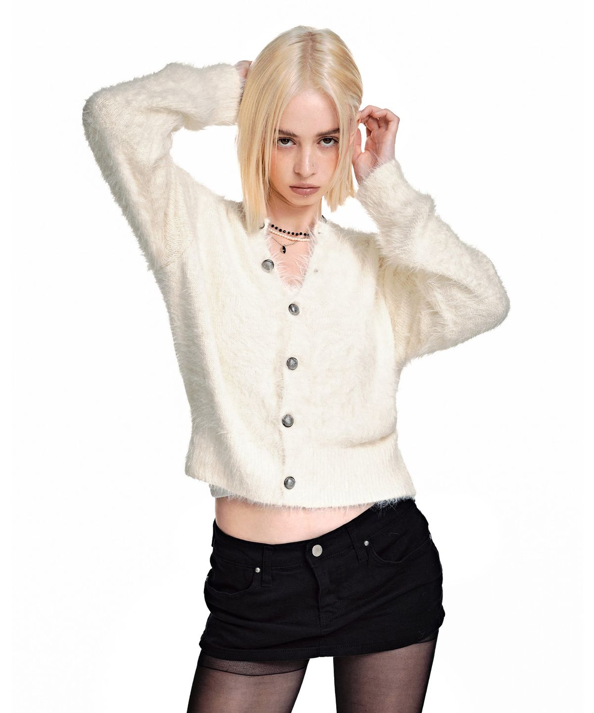 세컨모놀로그(SECONDMONO) Hairy Round Neck Button Cardigan [IVORY]_SEWCD009IVORY