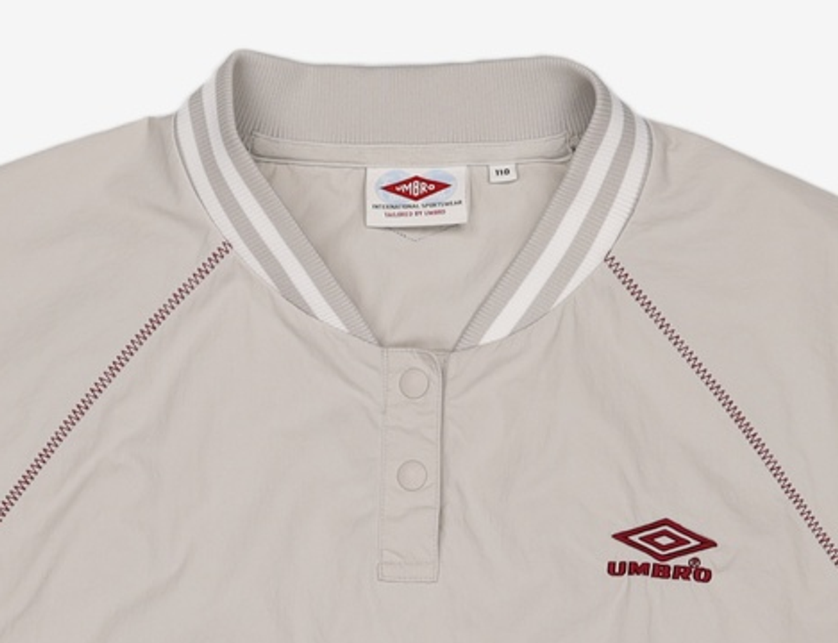 엄브로(UMBRO) HBL 로얄 컬리지 솔리드 피스테 베이지(UQ321CWT98) 110