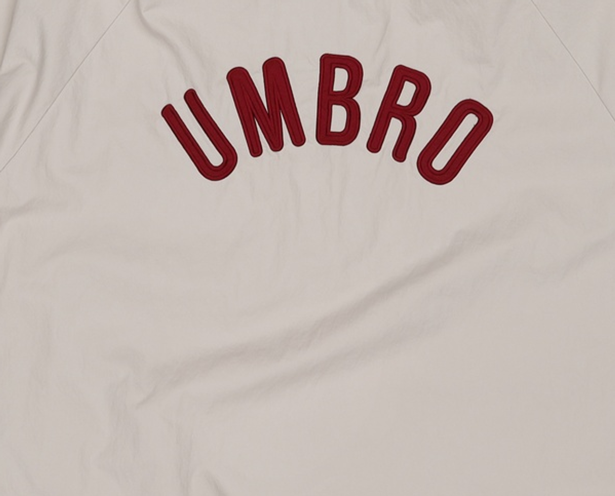 엄브로(UMBRO) HBL 로얄 컬리지 솔리드 피스테 베이지(UQ321CWT98) 110