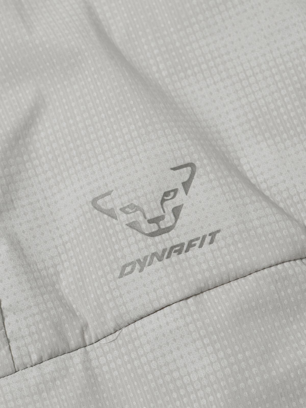 다이나핏(DYNAFIT) BLACK LIGHT (블랙 라이트) 남성 러닝 베스트_WARM GREY_YMU266112L