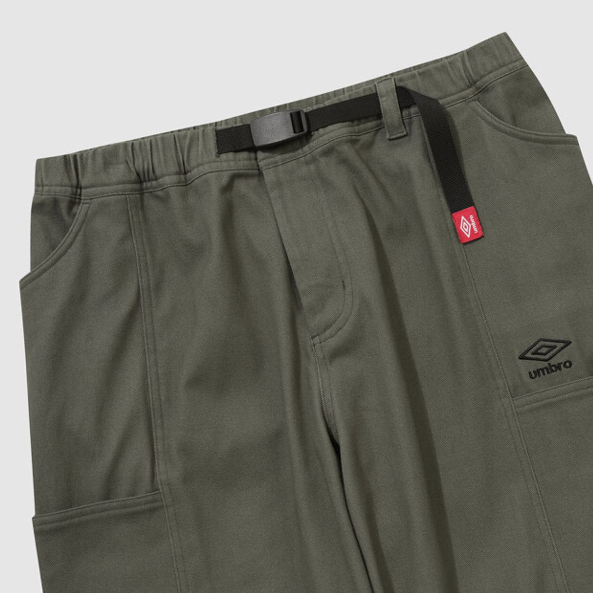 엄브로(UMBRO) 조디악 기모 루즈 테이퍼드 팬츠 카키 UR411CPTO2