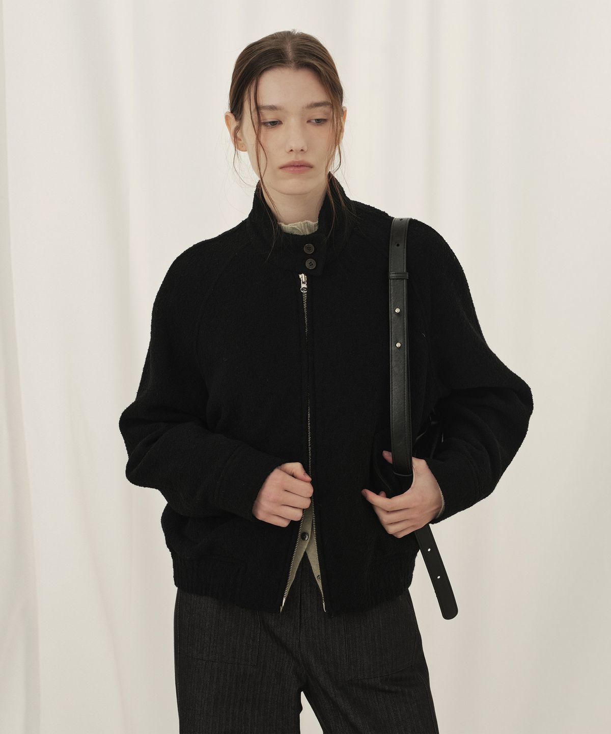 모우트(MOAT) 하이넥 울 봄버 자켓 (모우트 블랙)