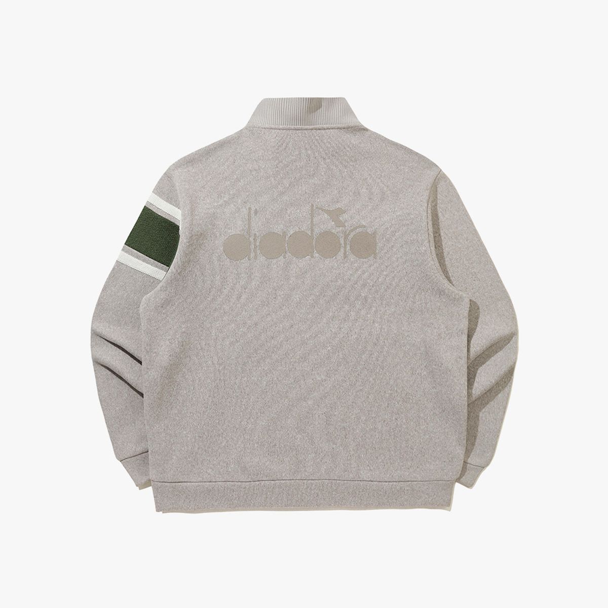 디아도라(diadora) 유나이티드 사카리바 트랙 자켓 DARK BEIGE