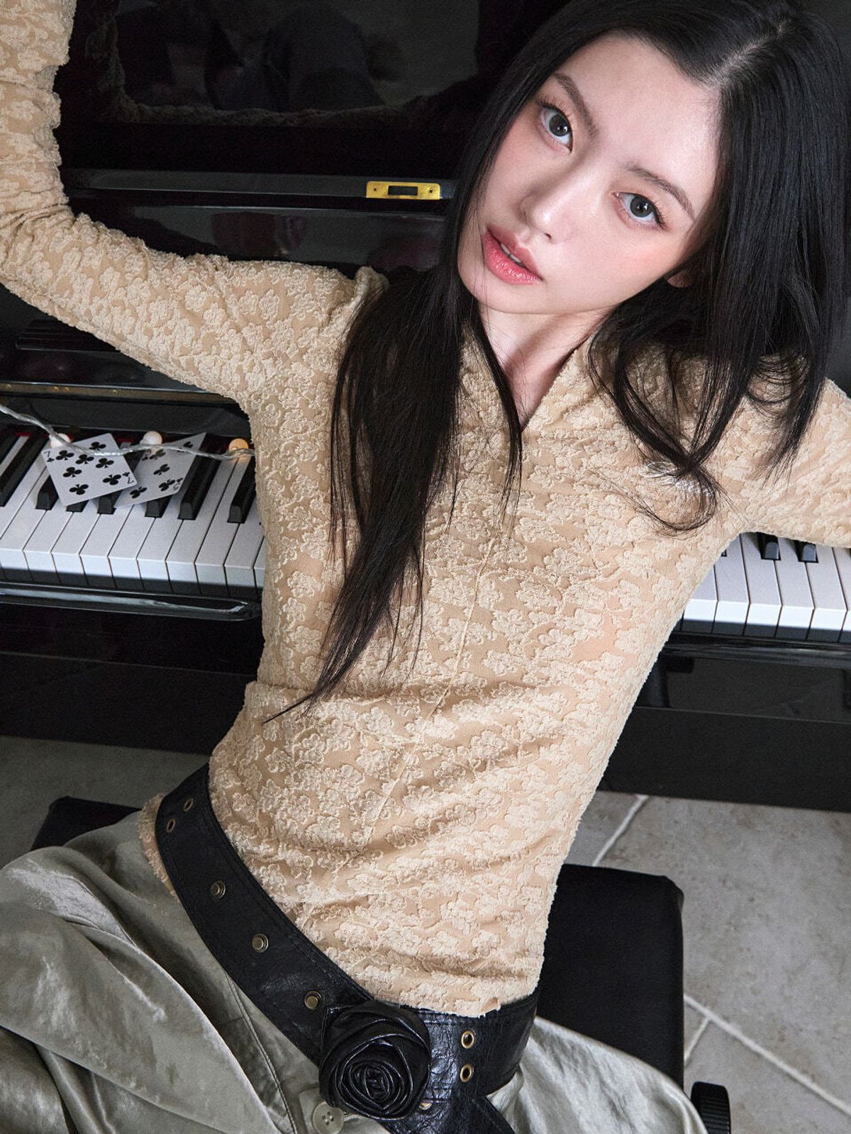 포에티시(POETISH) FLORAL LACE HALF-ZIP HOODIE TOP AW6AE905_91