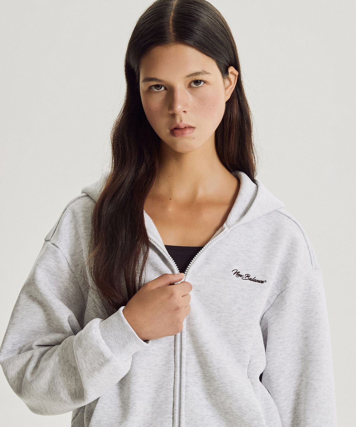 뉴발란스(NEW BALANCE) NBMDG4W012 / WOMEN 에센셜 기모 후드집업 (L/GRAY)