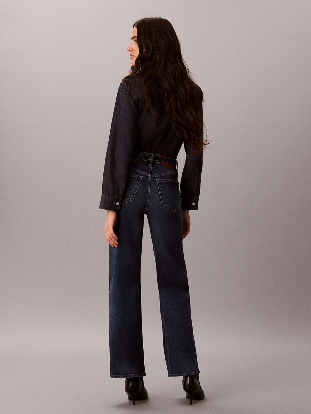 캘빈클라인 진(CALVIN KLEIN JEANS) 여성 아시아 와이드 틴티드 다크블루 데님 47H970G 1AV