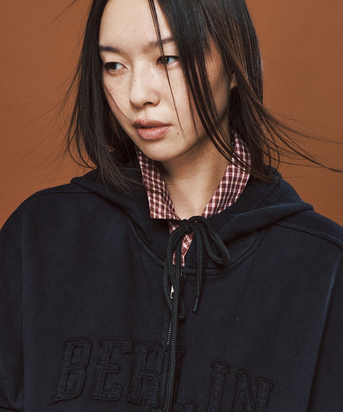 플랙 우먼(PLAC WOMEN) 베를린 워시드 집업 후디 차콜