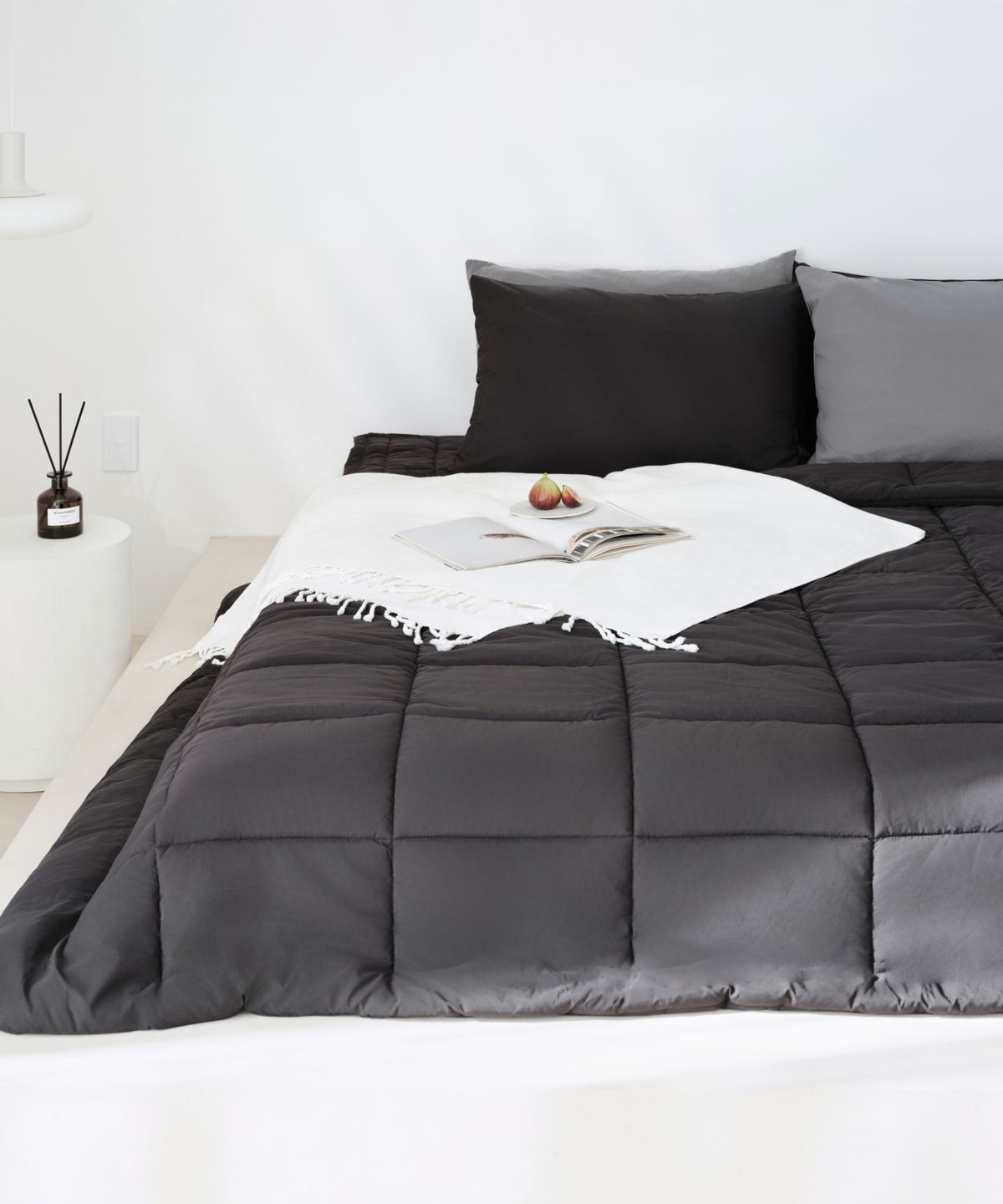 무신사 스탠다드 홈 & 프로덕트(MUSINSA STANDARD HOME & PRODUCTS) 힛탠다드 패딩 발열 차렵이불 SS [블랙]