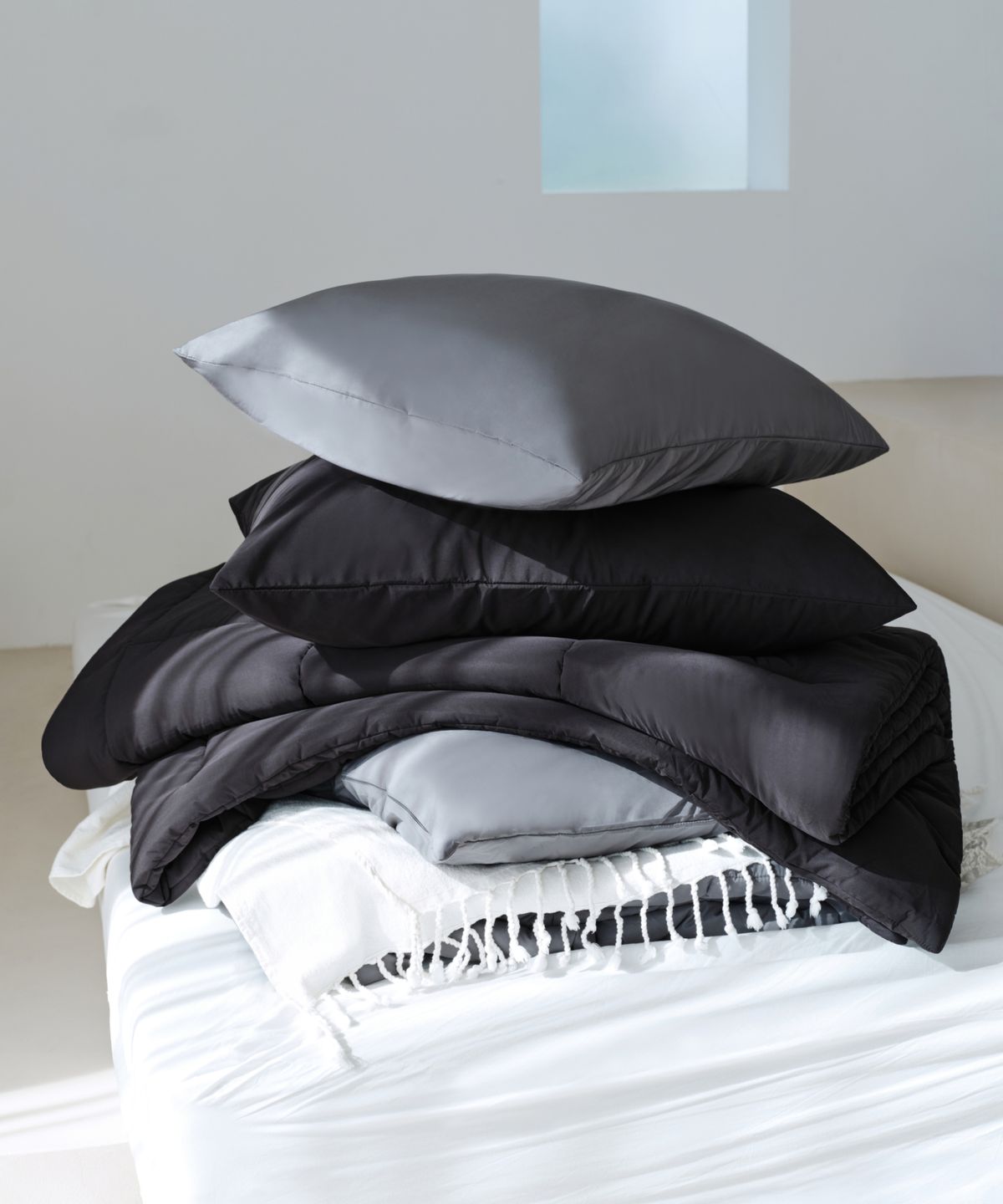 무신사 스탠다드 홈 & 프로덕트(MUSINSA STANDARD HOME & PRODUCTS) 힛탠다드 패딩 발열 차렵이불 SS [다크그레이]
