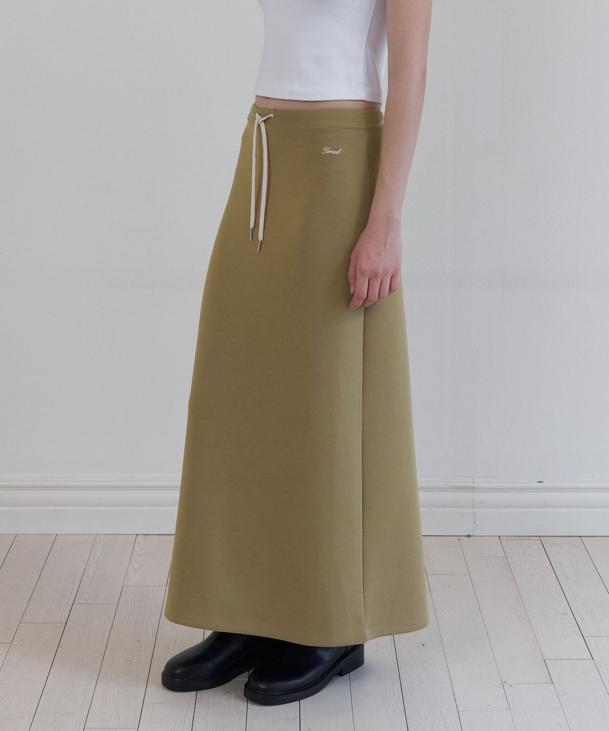 톤드(TONED) Drawstring jersey long skirt (olive green)