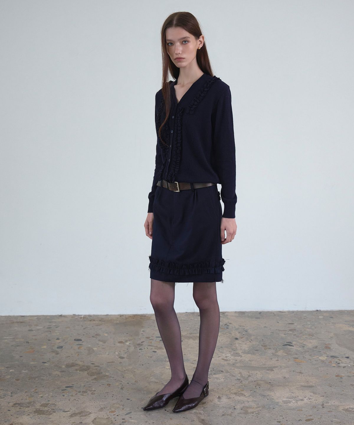 신앤리(SSIN AND LEE) Milan Frill Pencil Skirt Navy