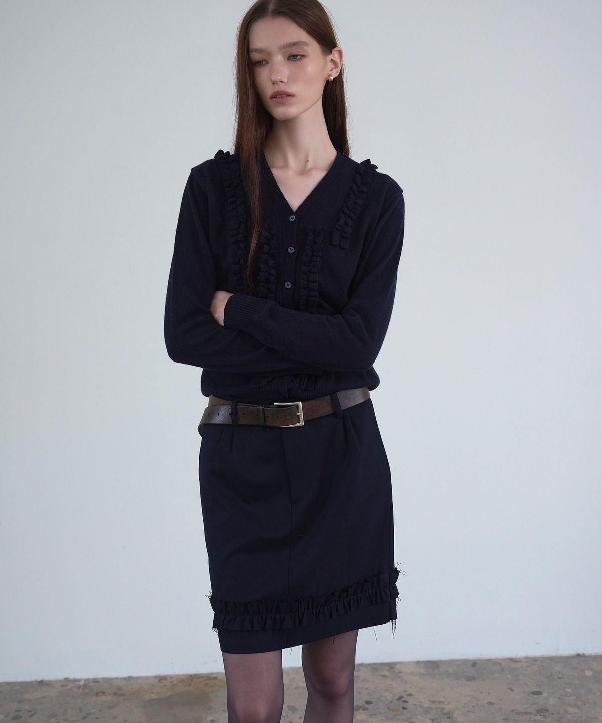 신앤리(SSIN AND LEE) Milan Frill Pencil Skirt Navy