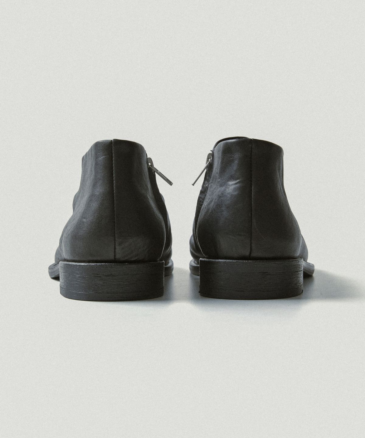 모노리스(MONOLESS) [허율x모노리스] DRAPE (BLACK)