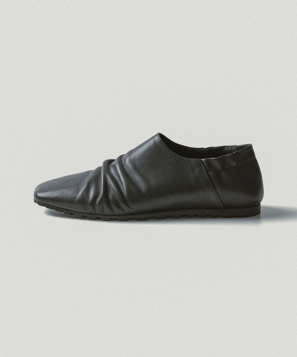 모노리스(MONOLESS) PLEATS (BLACK)