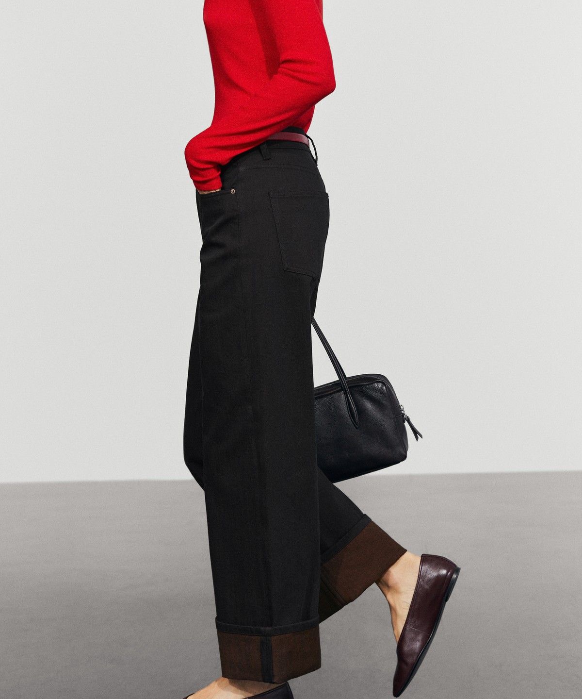 마시모두띠(MASSIMO DUTTI) 와이드 레그 미드라이즈 턴업 디테일 진