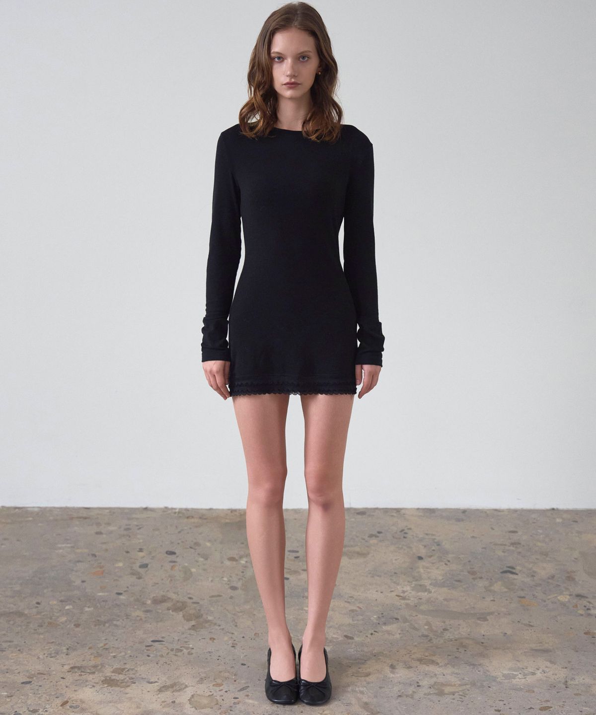 신앤리(SSIN AND LEE) Melt Lace Mini Dress Black