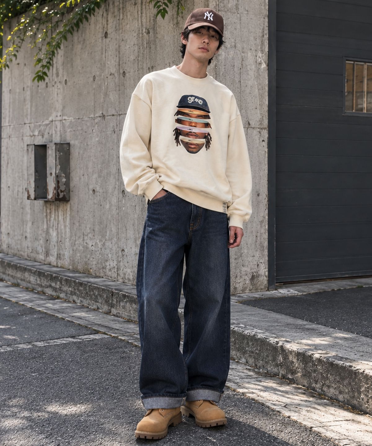 그레이버 오디너리(GRAVER ORDINARY) [ODNR UNISEX]Face Grae 맨투맨_Cream