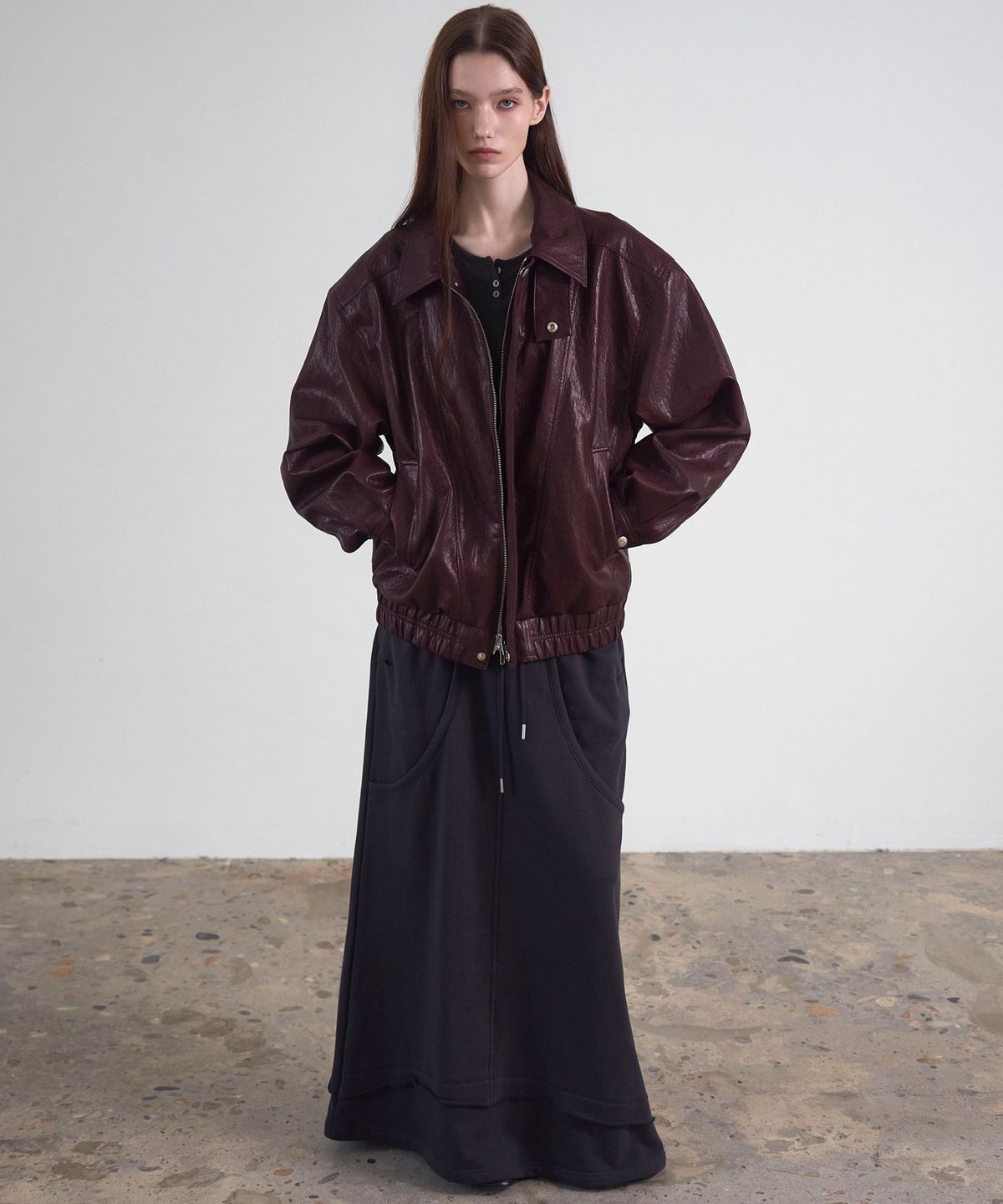 신앤리(SSIN AND LEE) Backstage High-Neck Leather Jacket Burgundy