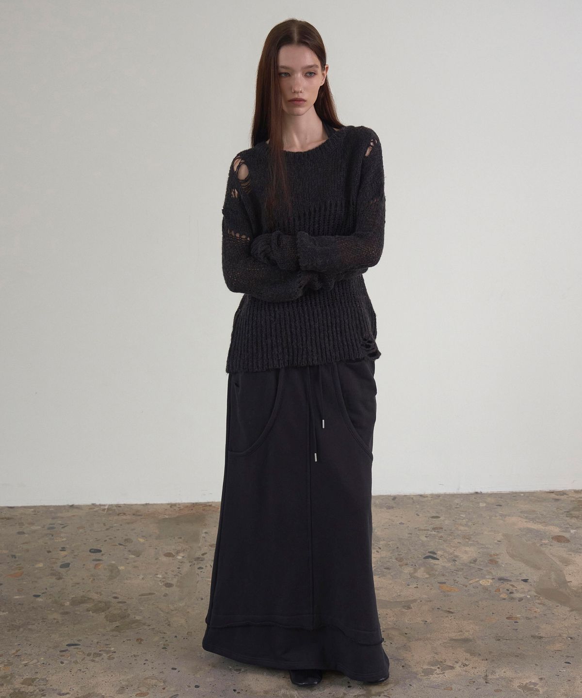 신앤리(SSIN AND LEE) Off-Duty Maxi Sweat Skirt Charcoal