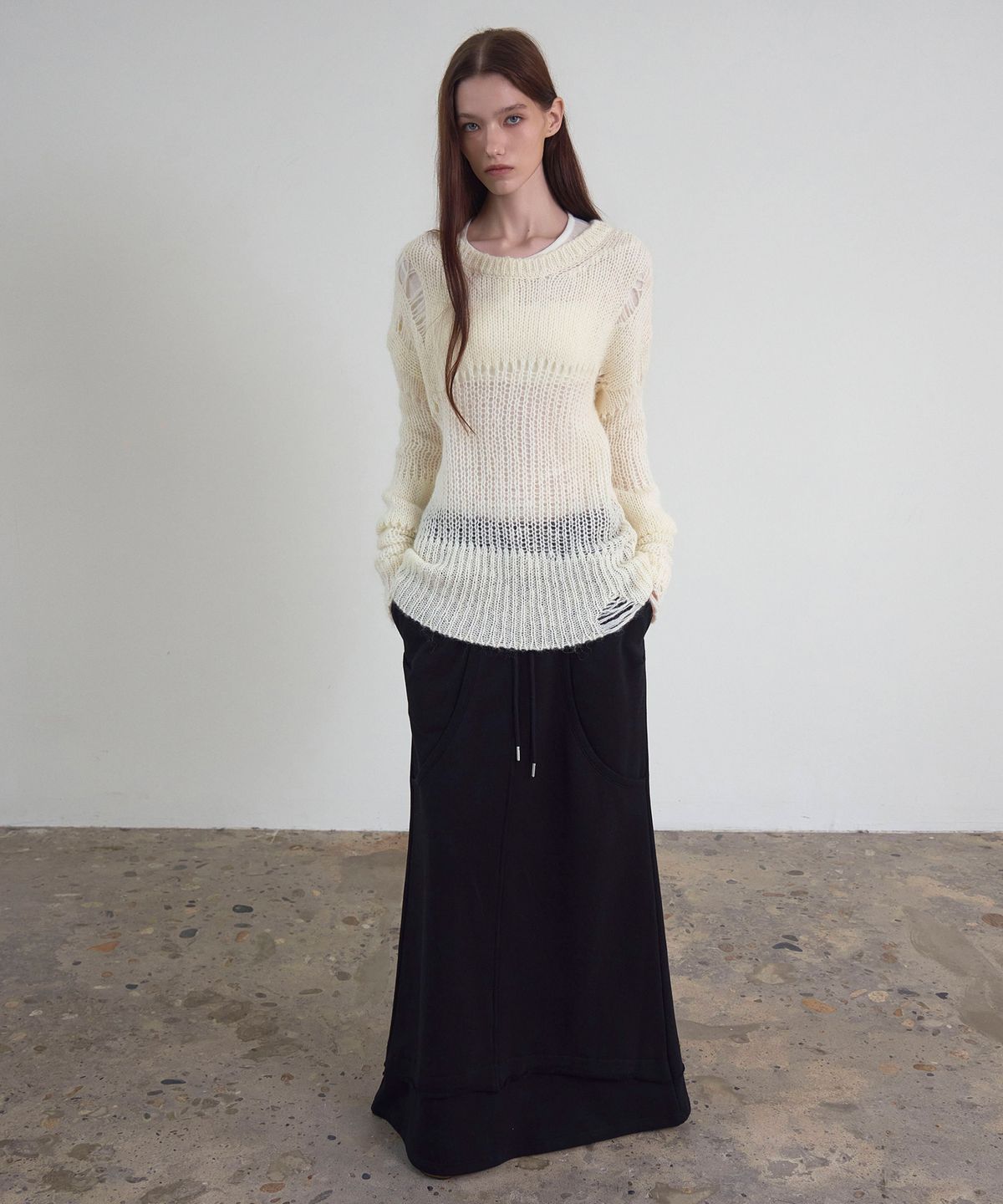 신앤리(SSIN AND LEE) Off-Duty Maxi Sweat Skirt Black