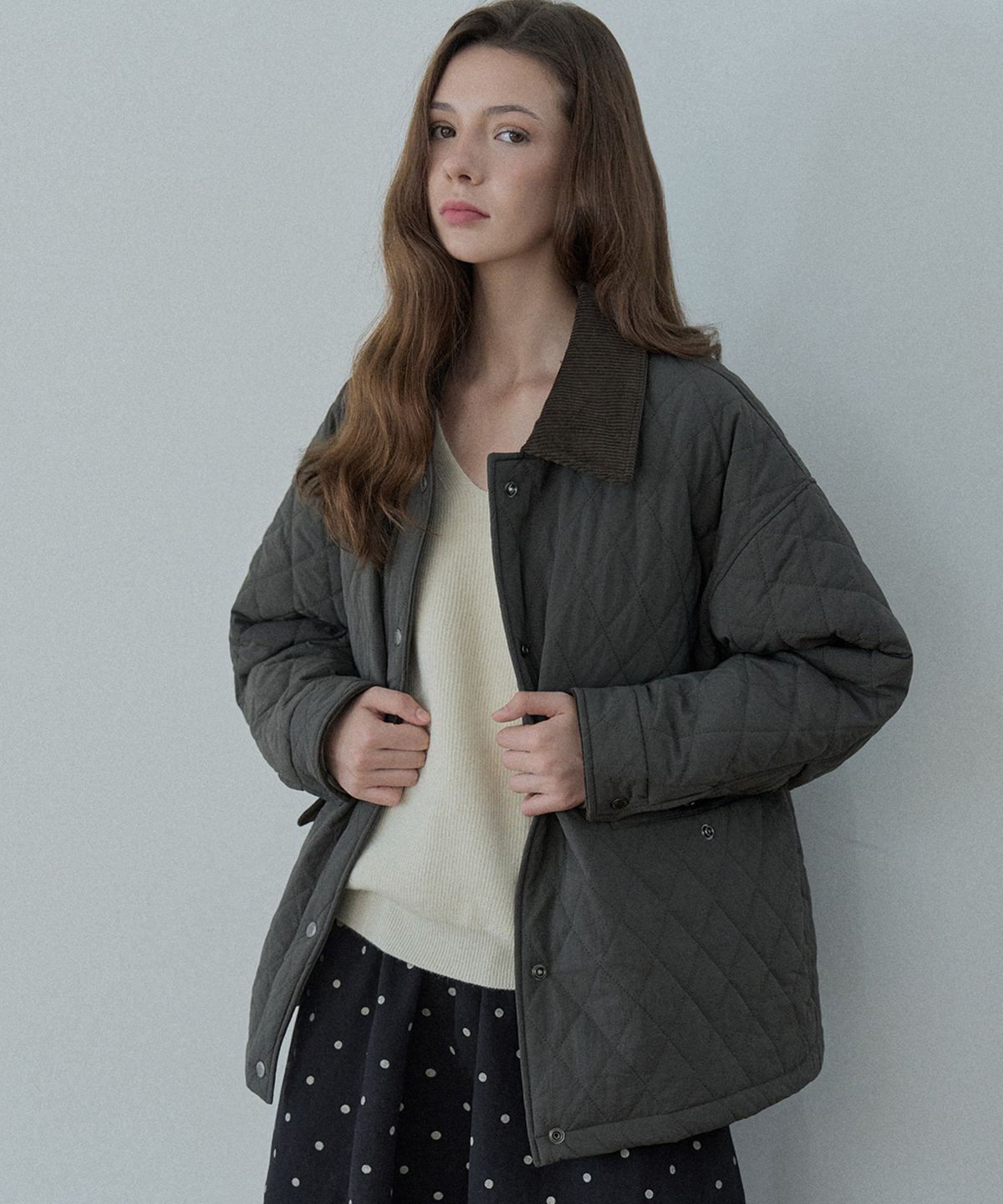 아방(AVANT-G) V-neck Oversized Knit Pullover - CREAM