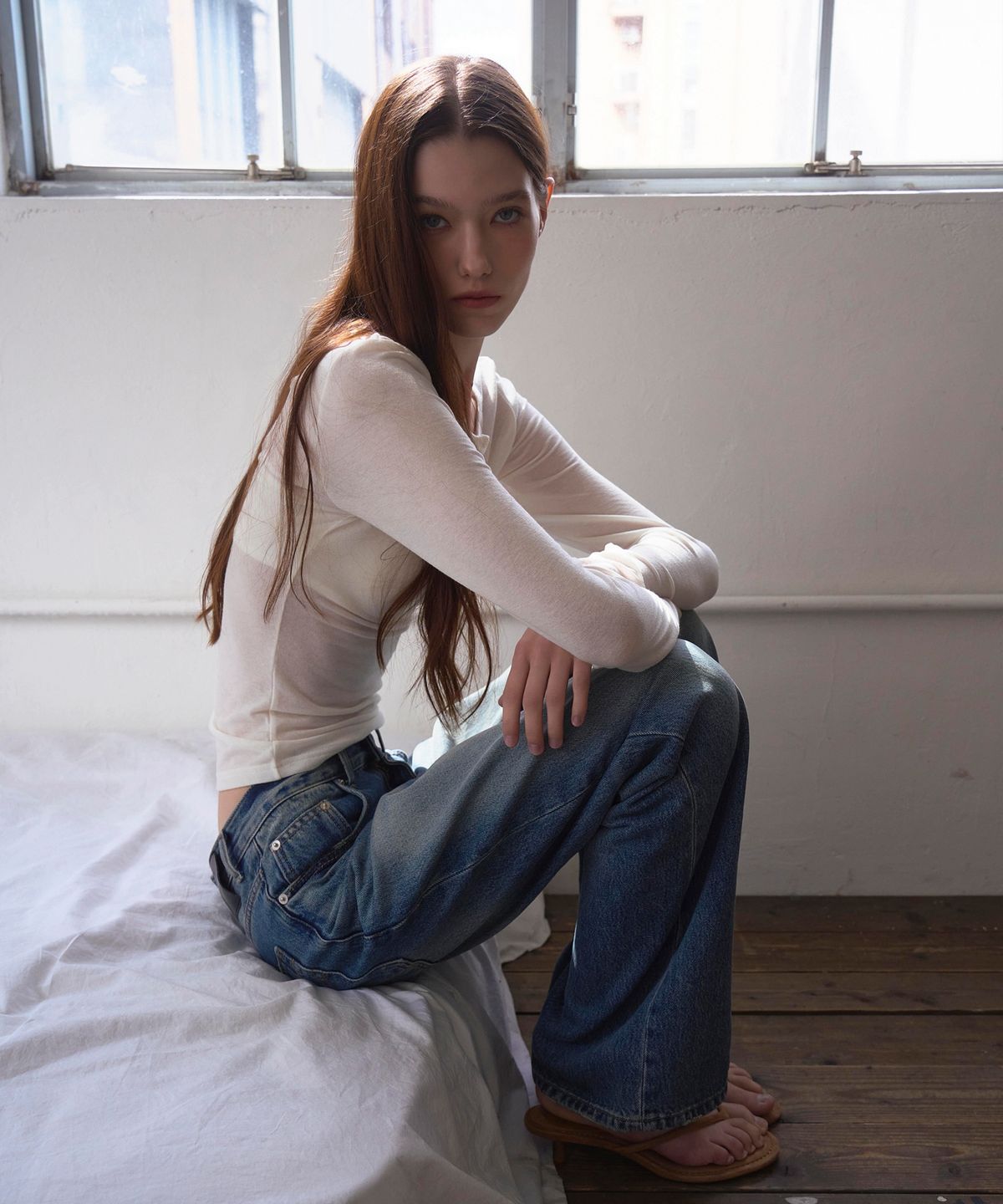 신앤리(SSIN AND LEE) Hailey Washed Denim Pants Mid Blue