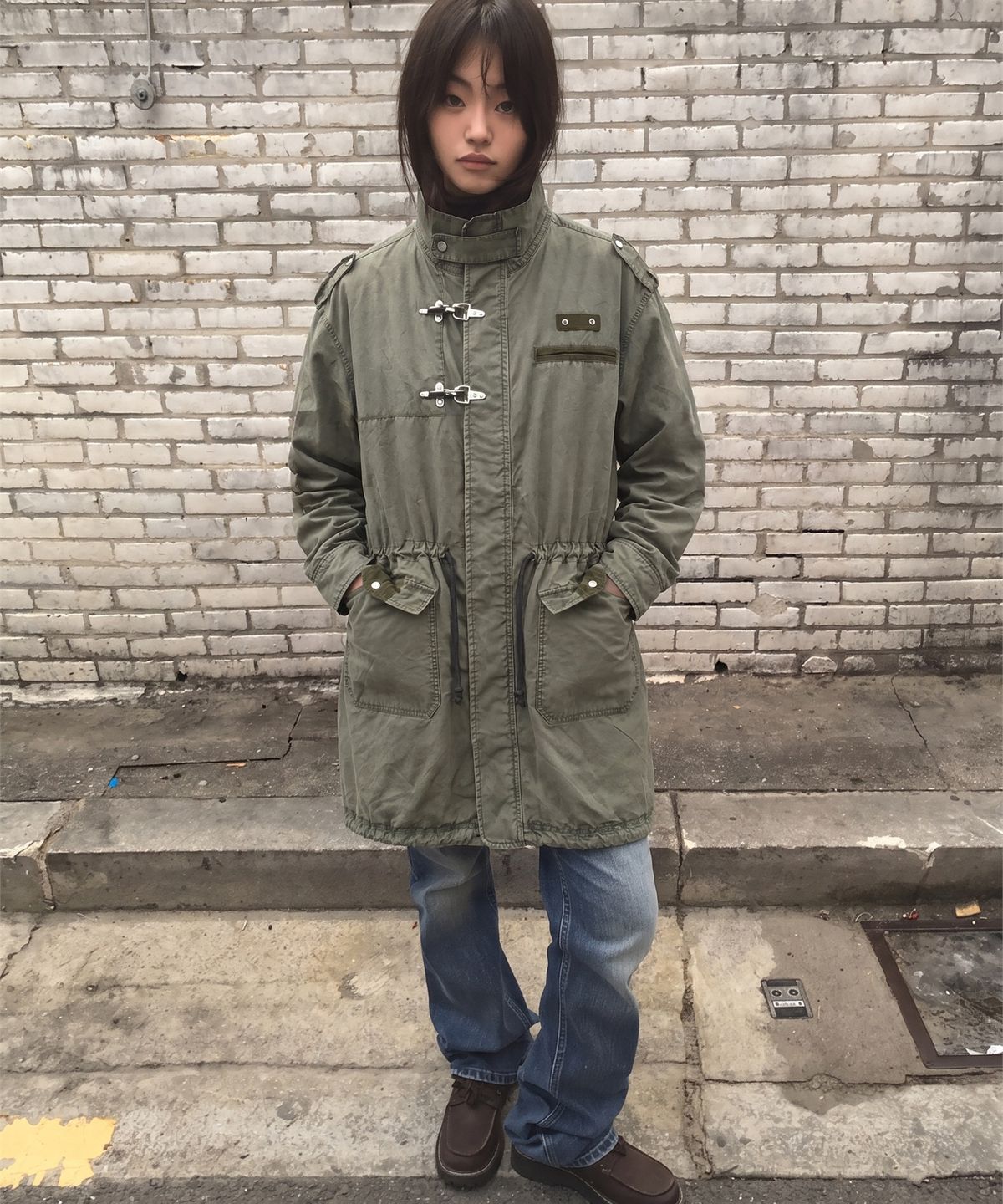 메인부스(MAINBOOTH) Dust Fishtail Jacket(KHAKI)
