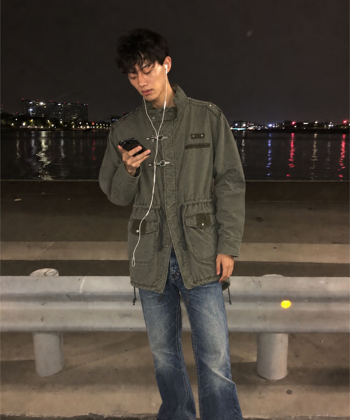 메인부스(MAINBOOTH) Dust Fishtail Jacket(KHAKI)