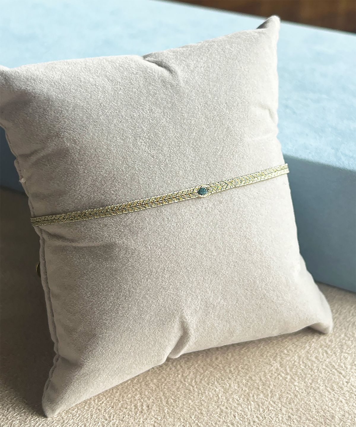 림바(RIMBA) [Leju] Handwoven Diamond Bracelet in Green Tone