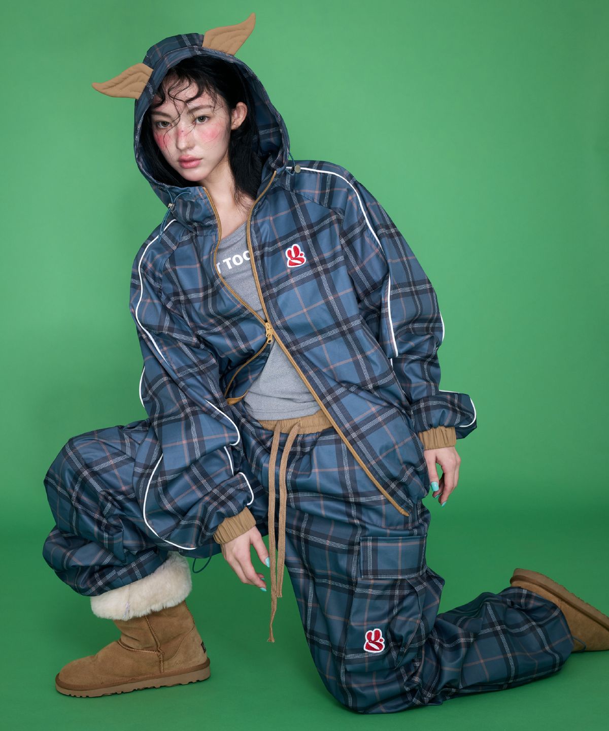 예그(YEGG) Wing Mix Check Windbreaker