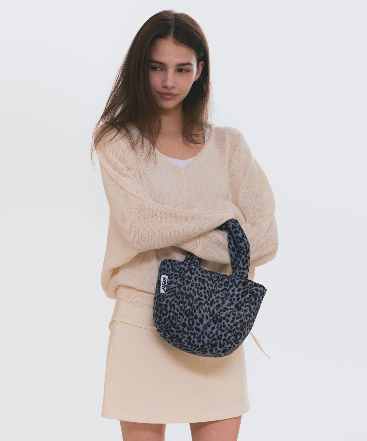 세르(SEHR) Leopard Corduroy Petit Tote Bag (Blue)