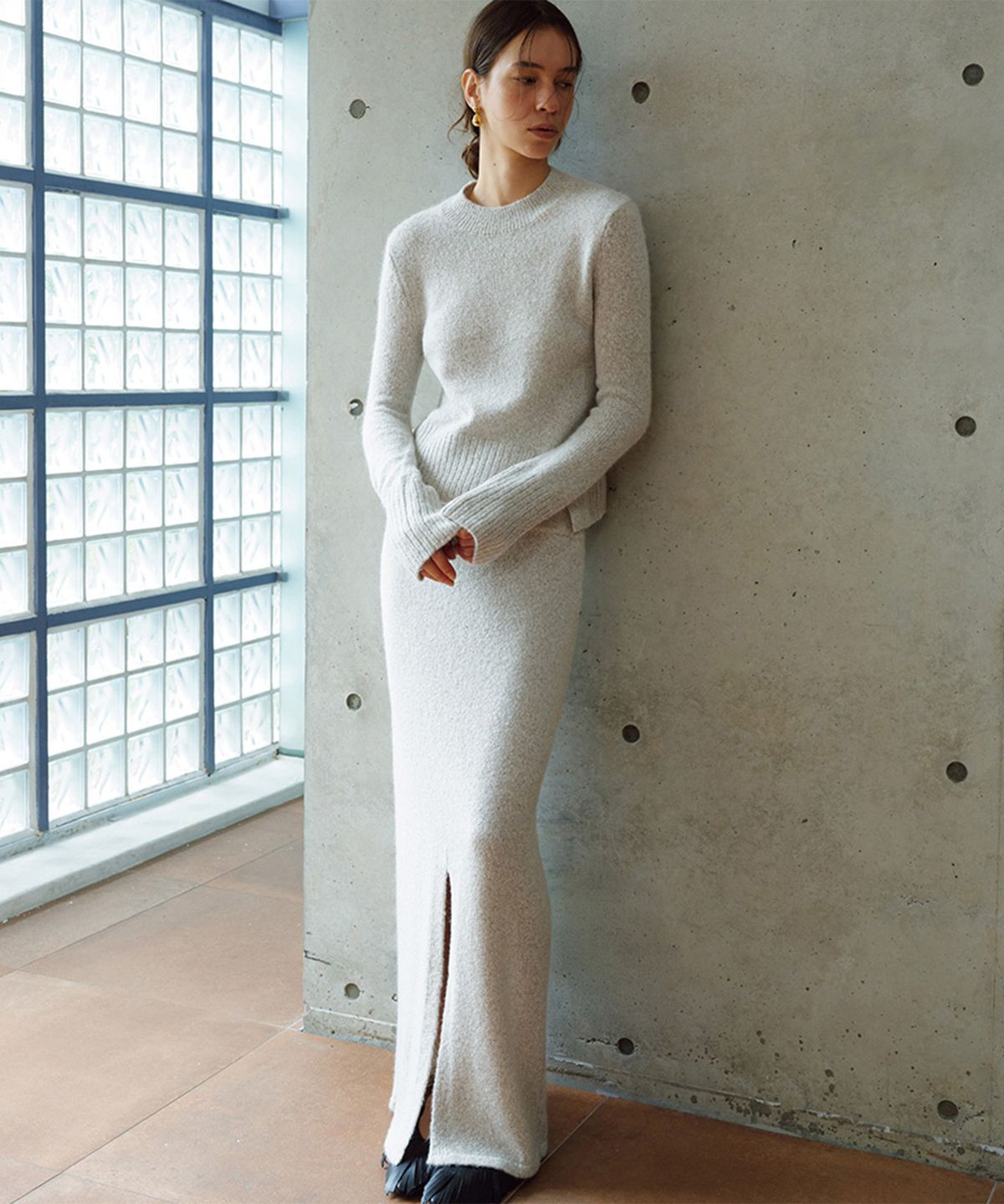우마뭉(UMARMUNG) Baby alpaca maxi skirt_Bone