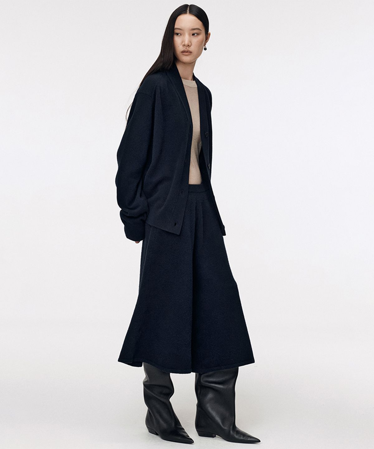 우마뭉(UMARMUNG) Wool cashmere flared pants_Moss green