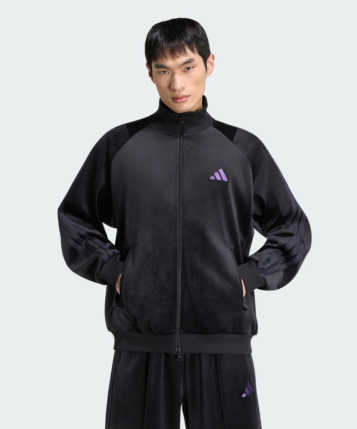 아디다스(ADIDAS) 스타디움 루즈 핏 벨루어 트랙 탑 KV5925