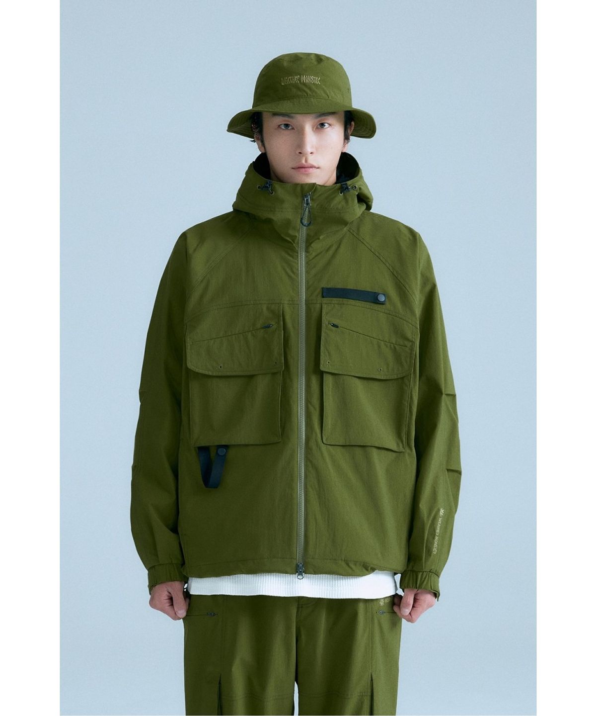 코오롱스포츠(KOLON SPORT) WM 남성 아웃포켓 싱글 재킷 8GJJA26301OKH