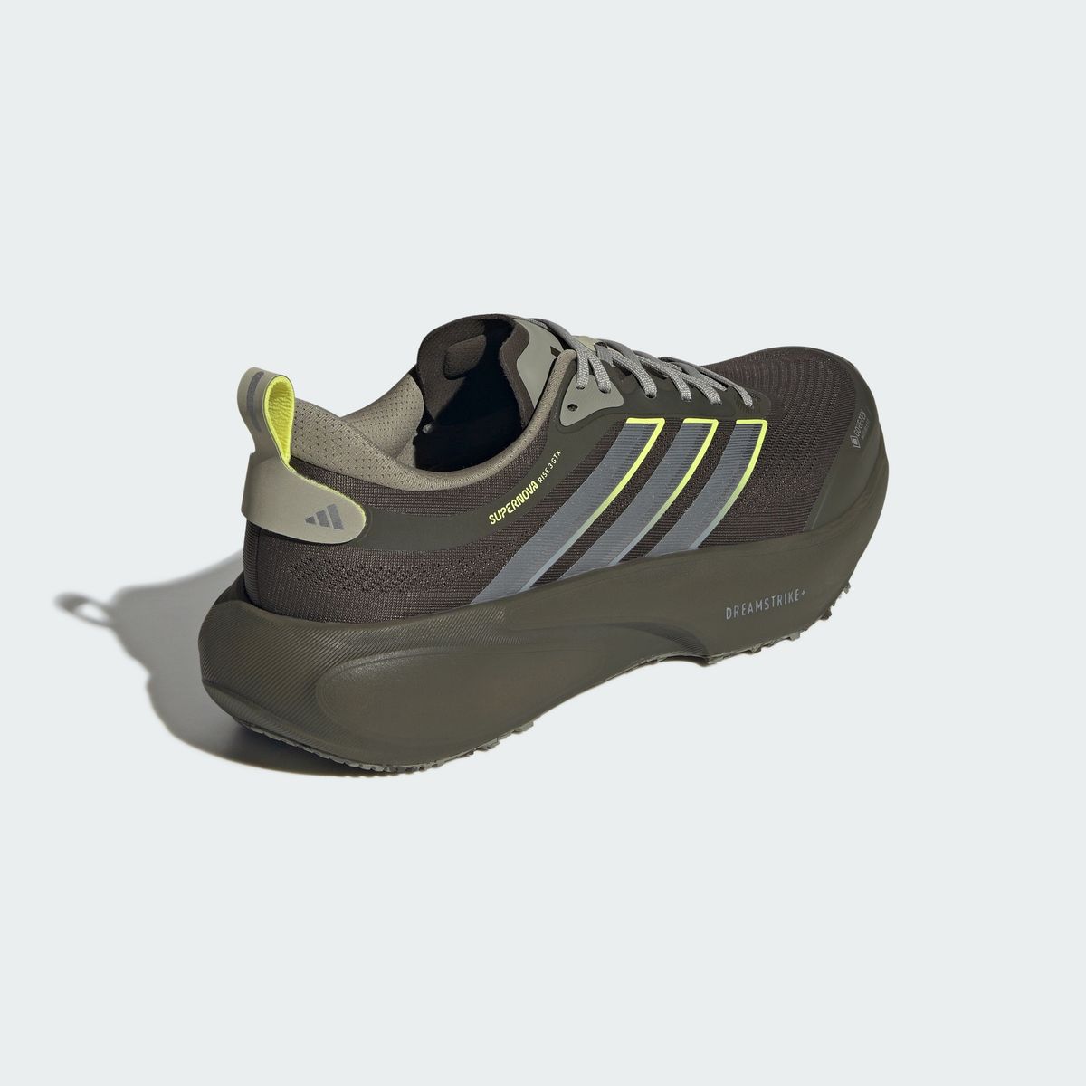 아디다스(ADIDAS) 슈퍼노바 라이즈 3 GTX IH4655