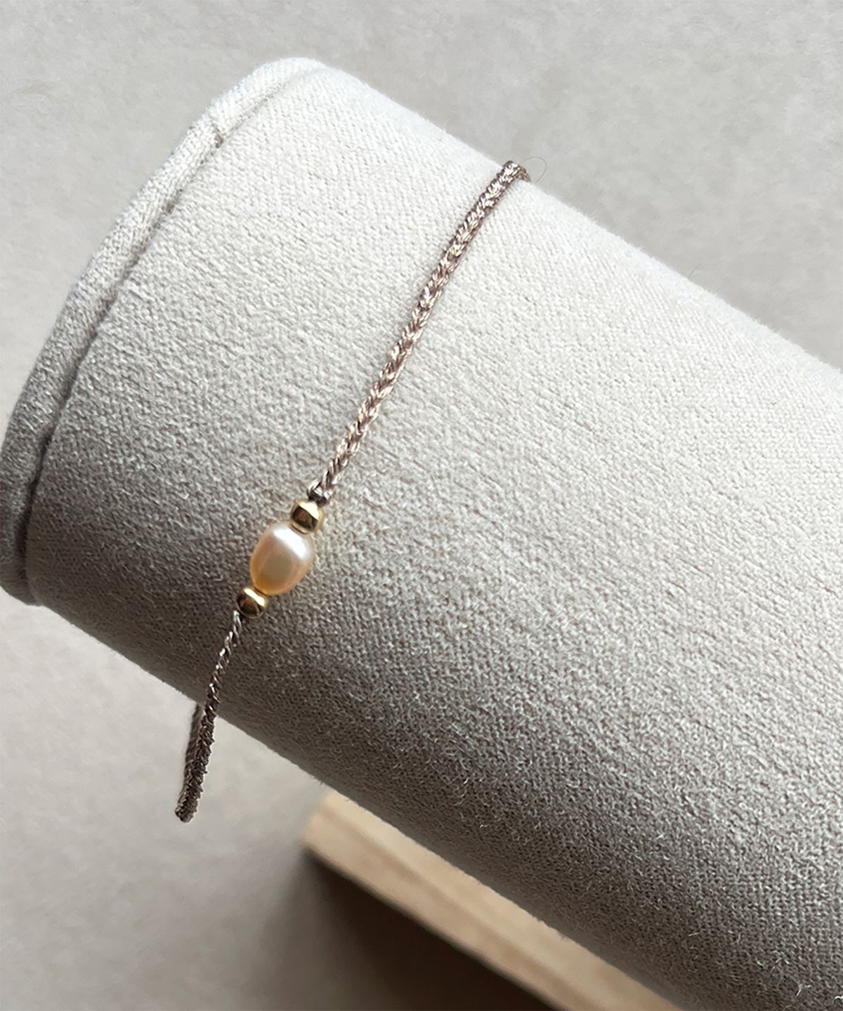 림바(RIMBA) [Leju] Cocoa Pear Handmade Bracelet