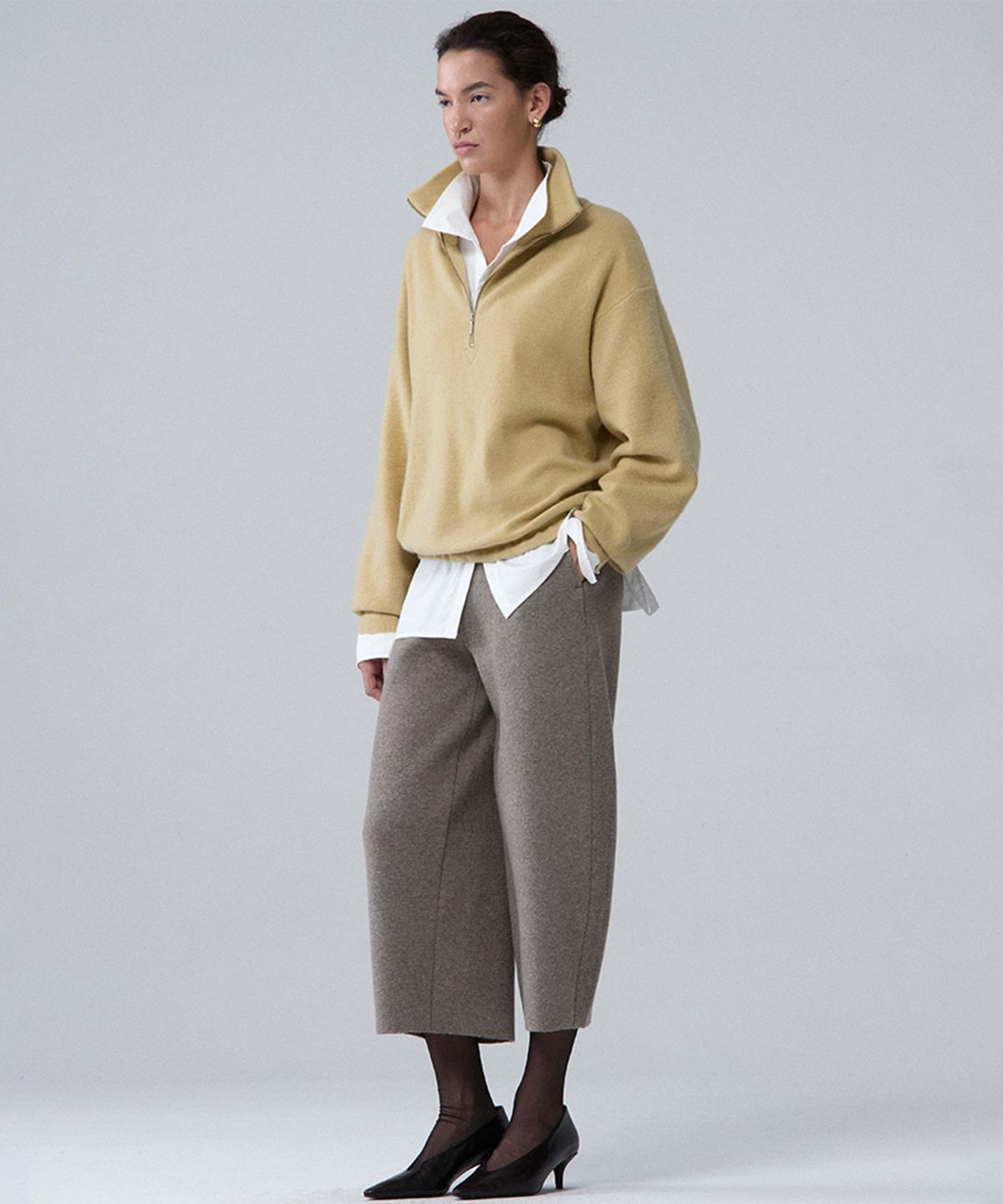 우마뭉(UMARMUNG) Merino wool half zip-up pullover_Ochre yellow